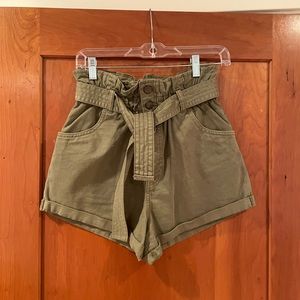 Abercrombie Bucket waist cargo shorts